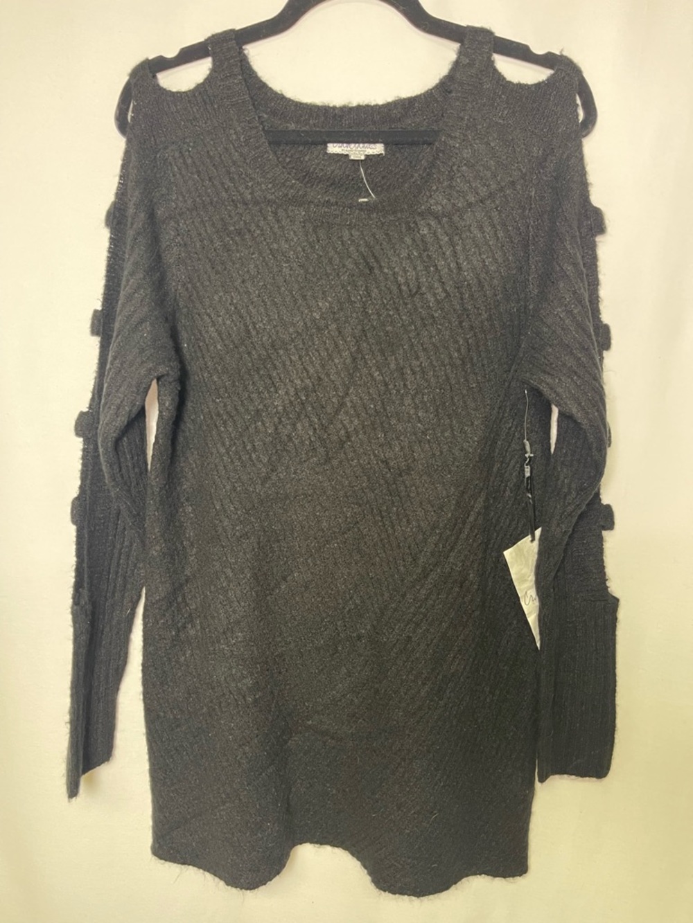 Cutout Long Sleeve Sweater - Black